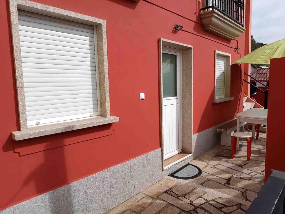 Agradable Casa Con Patio A 100 Metros De La Playa Vilarino (O Salnes) Exterior foto